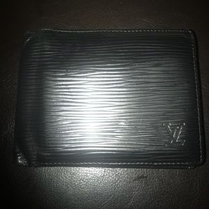 A Authentic Louis Vuitton wallet